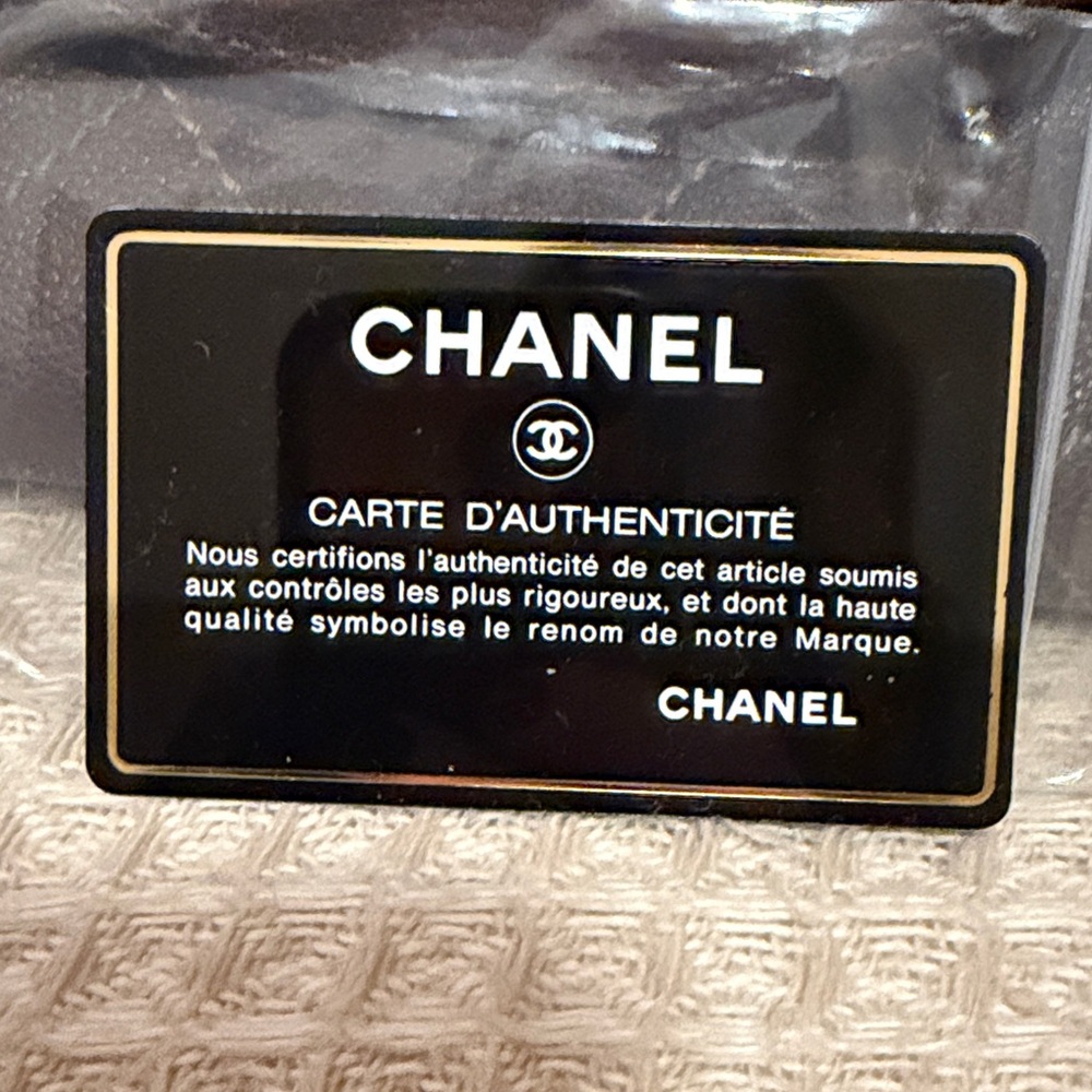 EUC Chanel Quilted Caviar Satchel - Picture 10 of 12